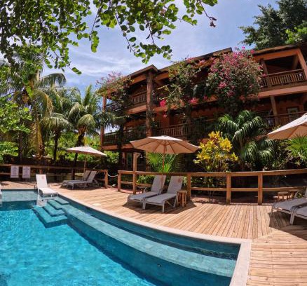 Antoneys Cay Hotel | Hotel Posada Seremein ,West Bay ,Roatan