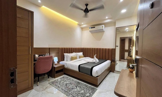 Kalyanpur Hotel | Hotel prime bliss