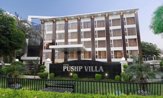 Basai Hotel | Hotel Pushp Villa Agra Taj East Gate
