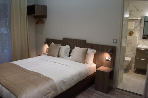 Quartier des Grandes-Carrieres Hotel | Hotel Puy De Dôme