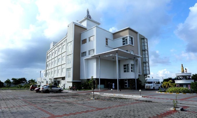 Velankanni Hotel | Hotel Queens Inn Velankanni