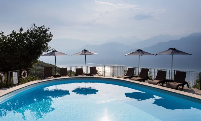 Malcesine Hotel | Hotel Querceto - Garda Lake Collection