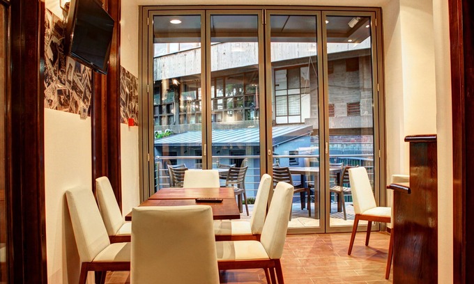 Old Town Hotel | Hotel R