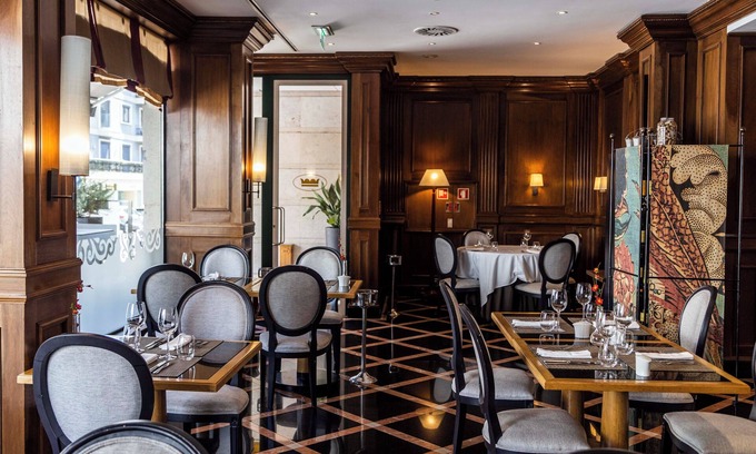 Sao Sebastiao da Pedreira Hotel | Hotel Real Palacio