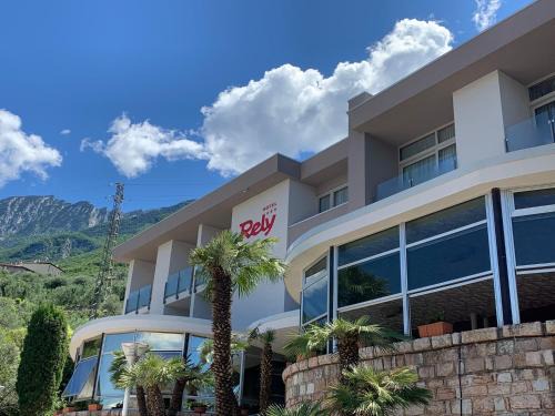 Magugnago Hotel | Hotel Residence Rely