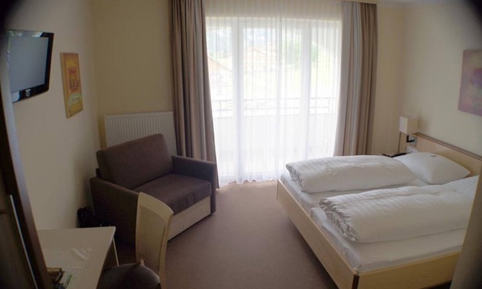 Schladming Casa | Hotel-restaurant Sonneck - Doppelzimmer mit Dusche od. Bad, WC