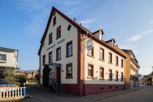 Gernsbach Hotel | Hotel Restaurant Syrtaki