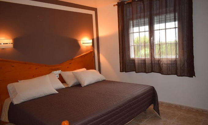 Jarrio Hotel | Hotel Restaurante Las Camelias