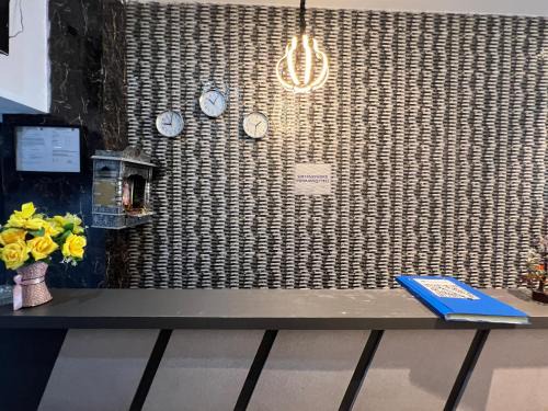 Marol Hotel | Hotel Rexton Inn