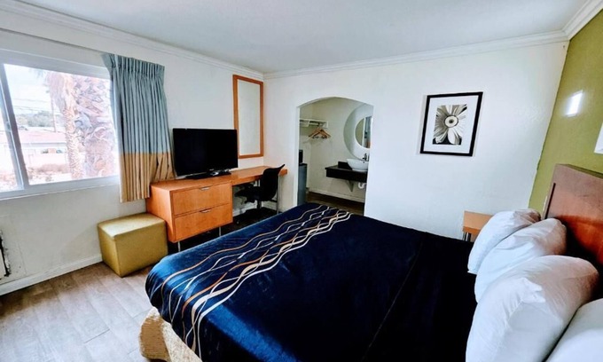 Ridgecrest Hotel | Hotel Ridgecrest an Extended Stay Studios