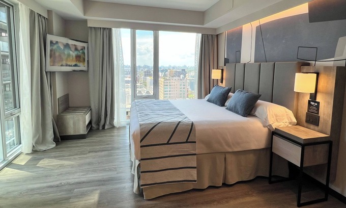 Downtown Toronto Hotel | Hotel Riu Plaza Toronto