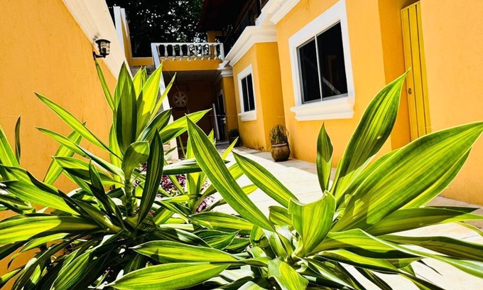 Izamal Hotel | Departamentos Rodriguez