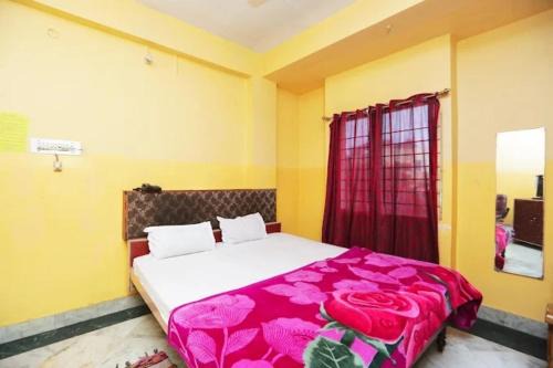 Deoghar Casa | HOTEL S-A-V-I-T-R-I PALACE Near Shree Baba Baidyanath Jyotirlinga - Free Wifi And Parking Facilities - Spacious and Fully Air Conditioned Rooms-Budget Hotel