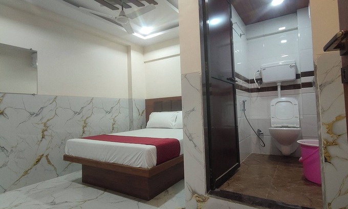 Andheri West Apartamento | Hotel Samrat Palace 2 Goregaon West
