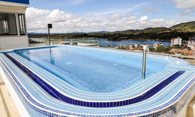 Guatape Hotel | Hotel Santorini