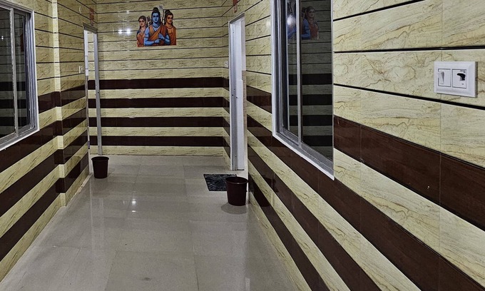 Ayodhya Hotel | Hotel Saral Guest House Ram Mandir