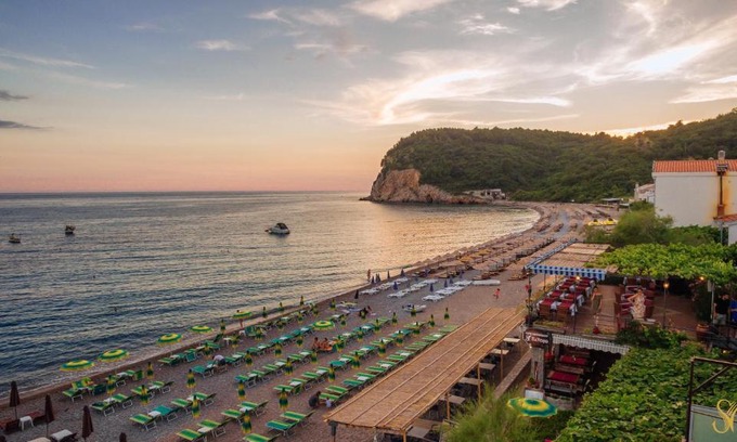 Kaluđerac Hotel | Hotel Savojo