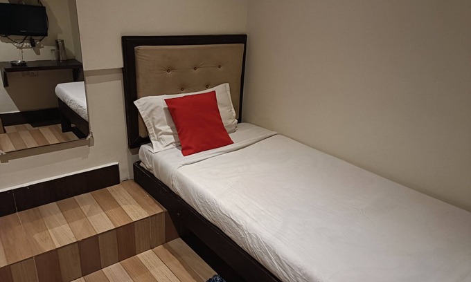 Police Bazar Hotel | Hotel Serene