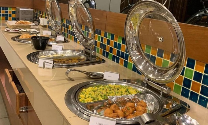 Zirakpur Hotel | Hotel Shagun