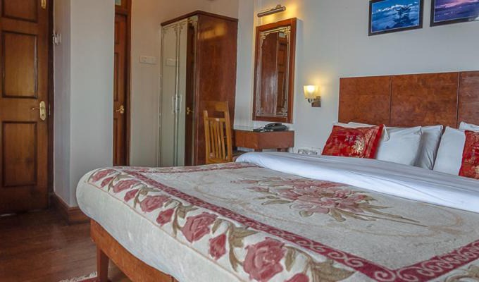 Darjeeling Hotel | Hotel Shangrila Regency