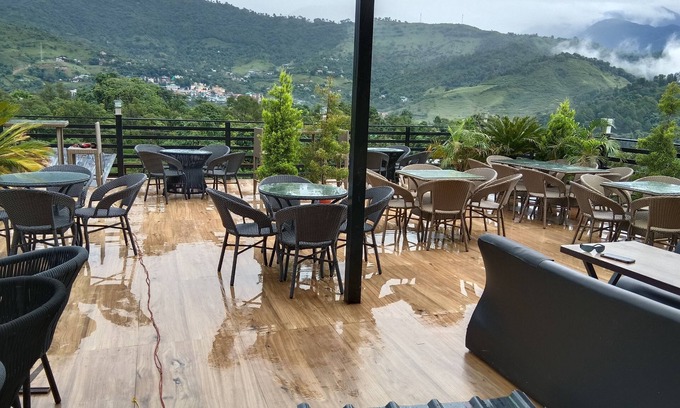 Palampur Hotel | Hotel Shani - Punjabi Rasoi