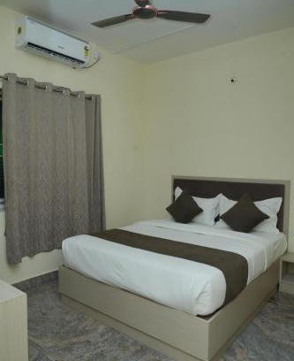 Shivaji Nagar Casa | Hotel Shine