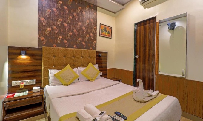 Andheri West Casa | HOTEL SIGNATURE INN