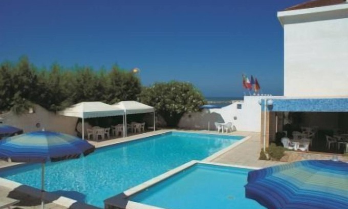 Marina di Montenero Hotel | Hotel Strand