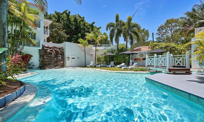 Palm Cove Apartamento | Hotel style room in Alassio Palm Cove