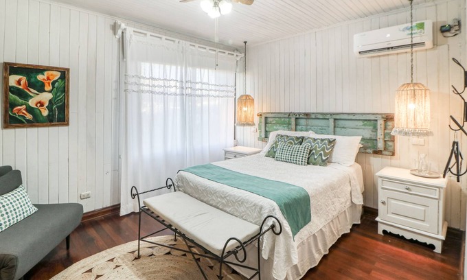 La Cruz Casa | Hotel-style suite in amazing family-owned hotel, restaurant & bar, & fast WiFi
