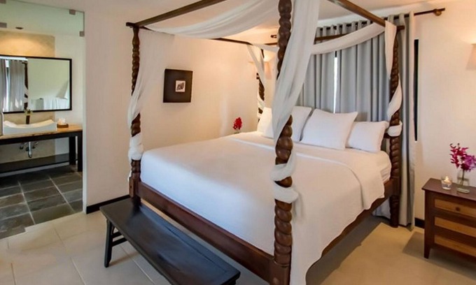 Cabarete Apartamento | Hotel suite in luxury resort, snooker table, pool, jacuzzi, meals available