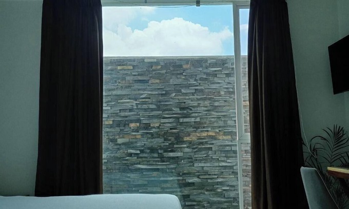 Tonalá Hotel | Hotel & Suites Punto Oriente