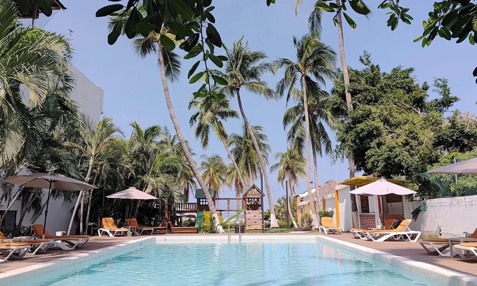 Brisas de Zicatela Hotel | Hotel Surf Olas Altas