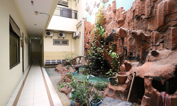 Ampel Hotel | Hotel Syariah Walisongo