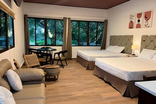 Ahuachapan Hotel | Hotel Termales La Montaña