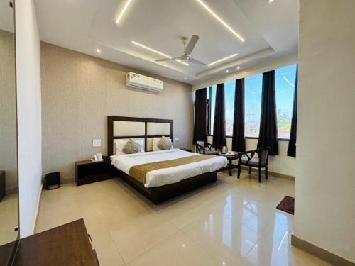 Mohali Hotel | Hotel The Benz
