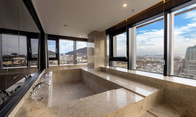 Namyeong-dong Hotel | Hotel the Designers Seoul Station