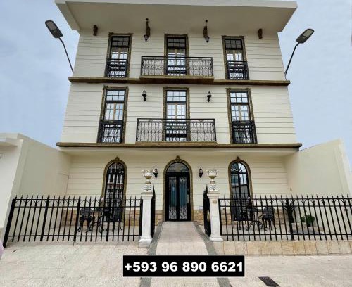 Simón Bolívar Casa | Hotel The Royalty Inn