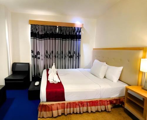 Uttara Hotel | Hotel The Sky Garden