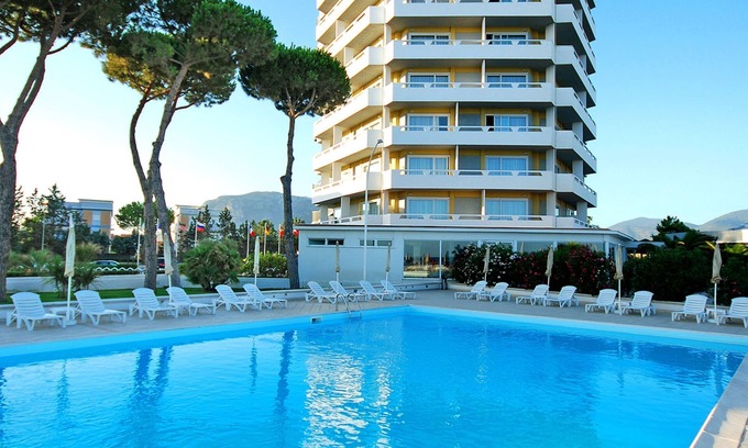 Terracina Hotel | Hotel Torre Del Sole