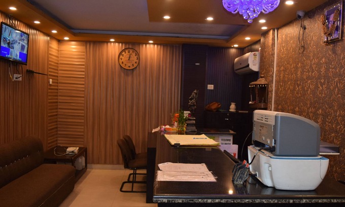 Haridwar Cama Y Desayuno | Hotel Trishul By T And M Hotels