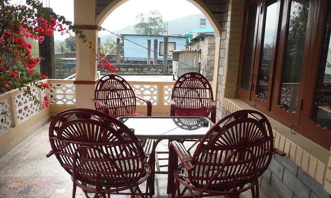 Pokhara Hotel | Hotel UNI Pokhara