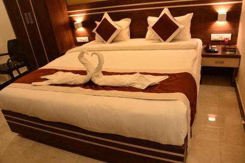 Ayodhya Hotel | Hotel Vedas Villa Near Shri Ram Temple