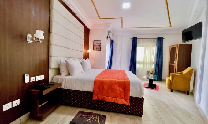 Douala Hotel | Hotel Vent et Maree