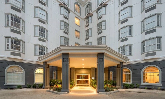 The Galleria Hotel | Hotel Vesper, Houston, a Tribute Portfolio Hotel