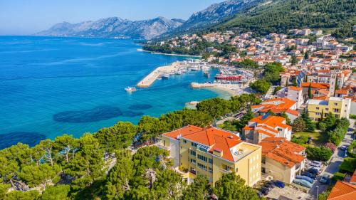 Baska Voda Hotel | Hotel Villa Bacchus