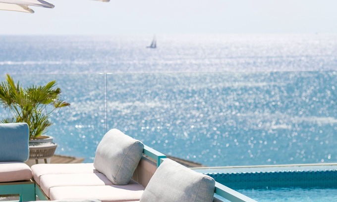 Colonia Sant Jordi Hotel | Hotel Villa Chiquita - Adults only (+12)