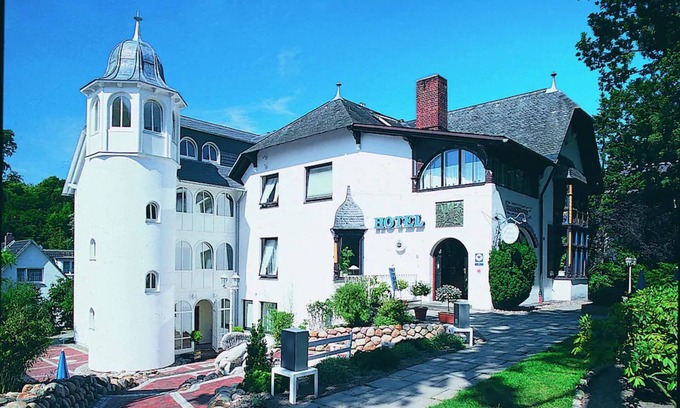 Timmendorfer Strand Hotel | Hotel Villa Gropius