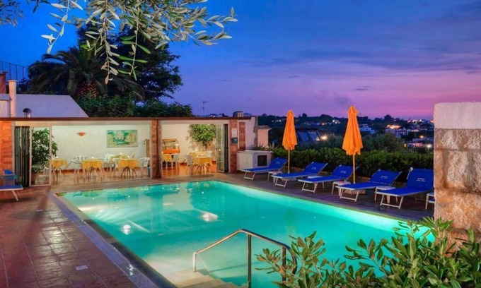Forio Hotel | Hotel Villa Mena