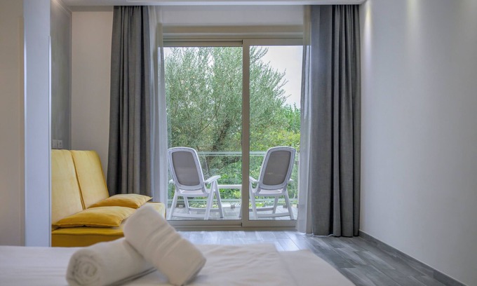 Moniga del Garda Hotel | Hotel Villa Paradiso Suite